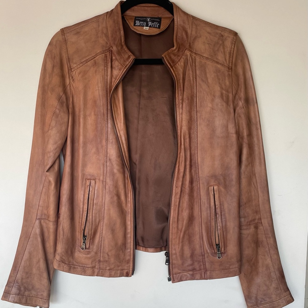 Gorgeous custom leather jacket from Italy-XS